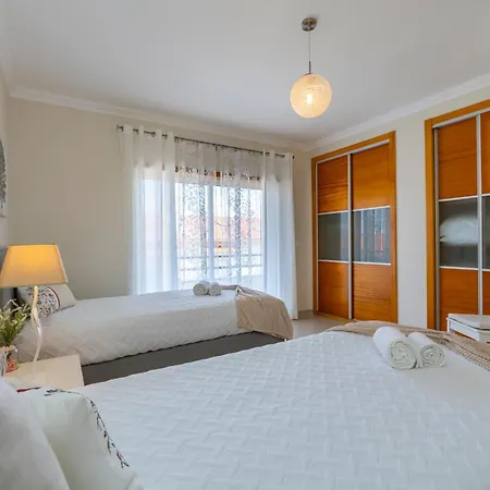 Lägenhet Close To The Sea, To Lisbon And To Your Heart