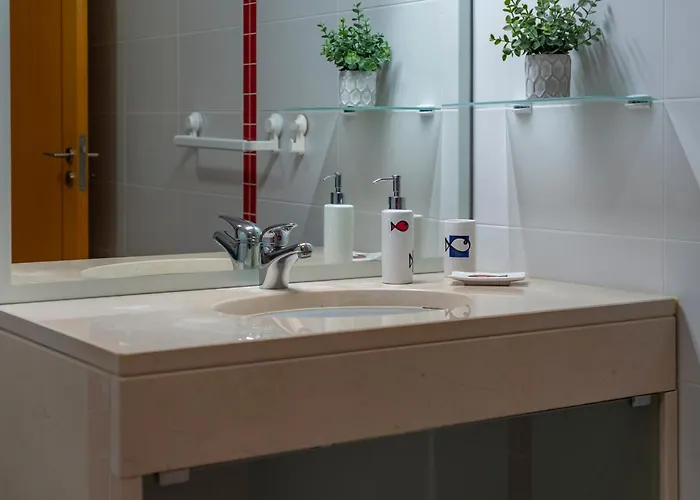 Close To The Sea, To Lisbon And To Your Heart Apartmán Silveira (Lisbon)